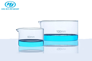 Flat Bottom Reusable Borosilicate Glass 60mm~200mm Crystallizing Dish With Spout 